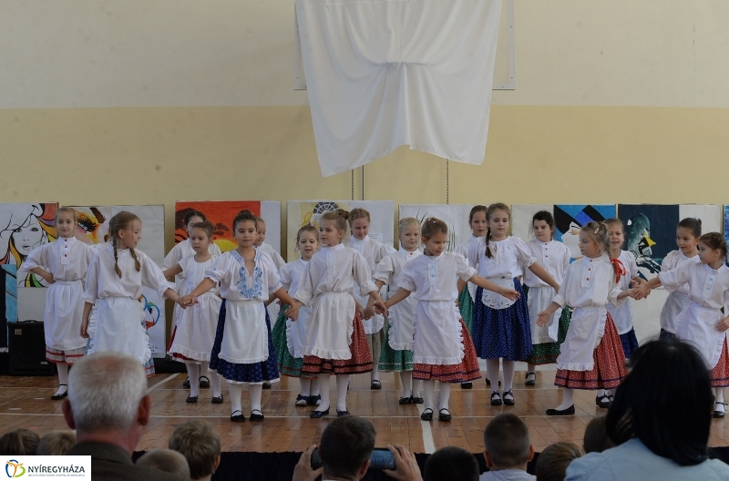 Aranyos iskolák tehetség-gálája - fotó Trifonov Éva