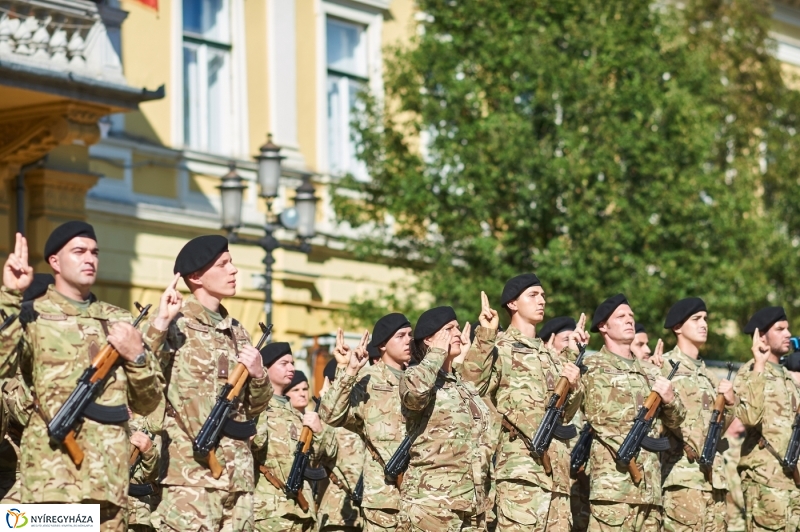 Csapatzászló adományozási ünnepség 2 - fotó Szarka Lajos