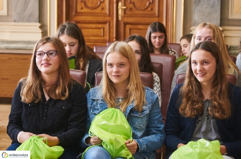 Iserlohni diákok a Városházán - fotó Szarka Lajos