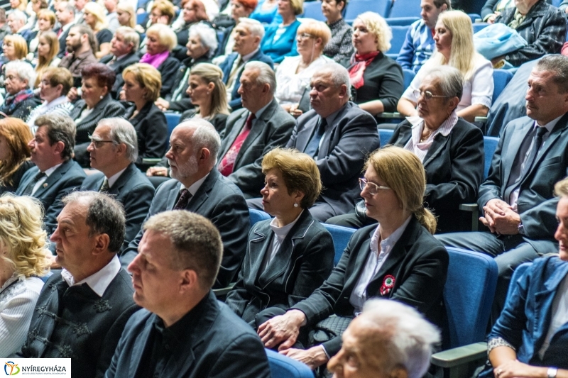 Ünnepi megemlékezés a Váci Mihály Kulturális Központban