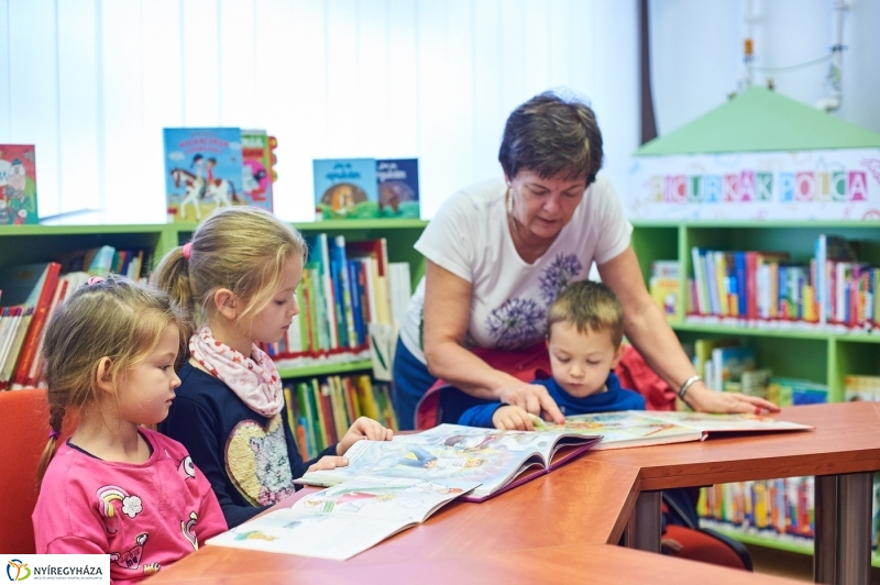 Vécsey utcai fiókkönyvtár átadása - fotó Szarka Lajos