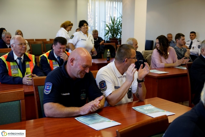 Kitüntetéseket vehettek át polgárőreink - fotó Kohut Árpád