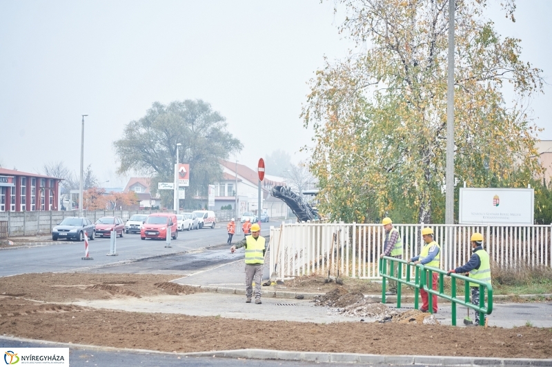 Útfelújítás a Tünde utcán - fotó Szarka Lajos