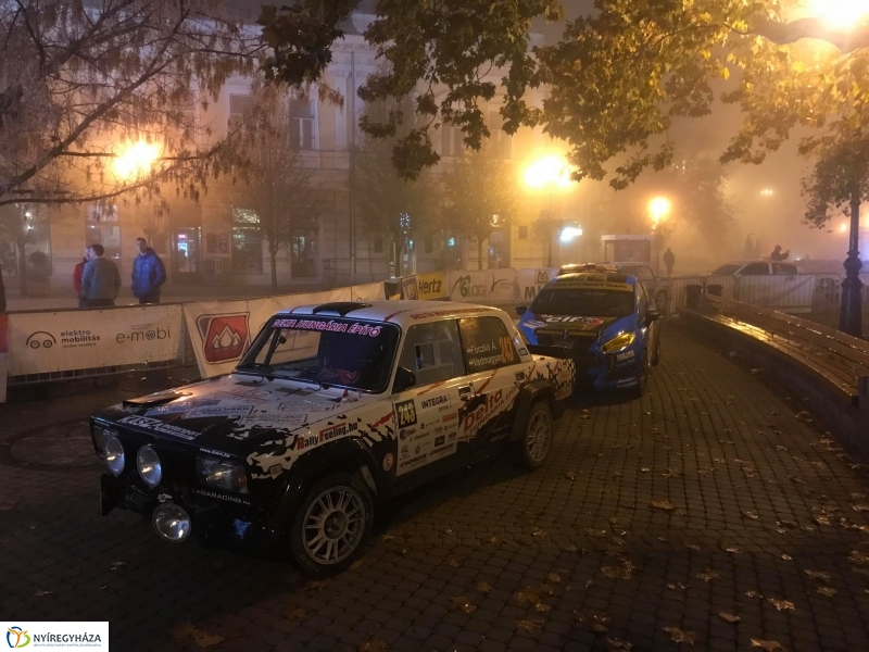 I. Nyíregyháza Rally szombat este a belvárosban - fotó Kohut Árpád