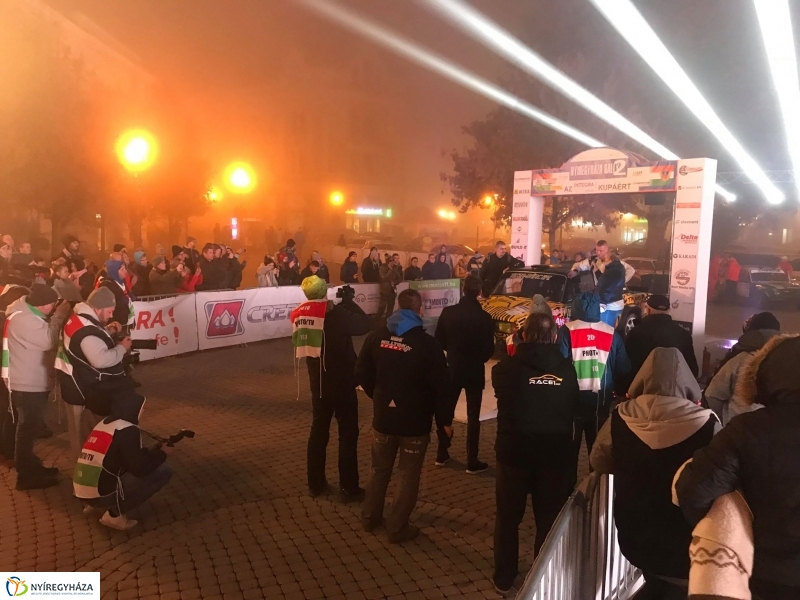 I. Nyíregyháza Rally szombat este a belvárosban - fotó Kohut Árpád