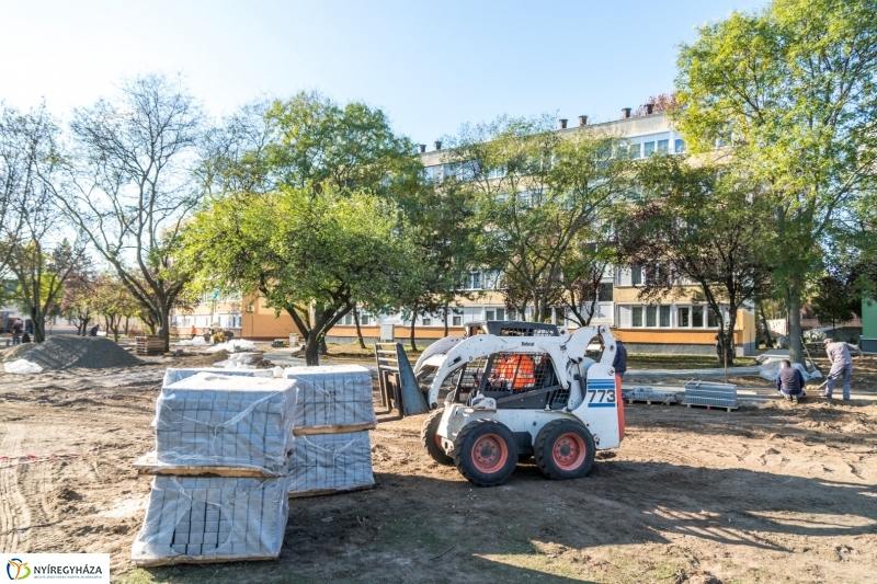 Pazonyi tér felújítása - fotó Kohut Árpád