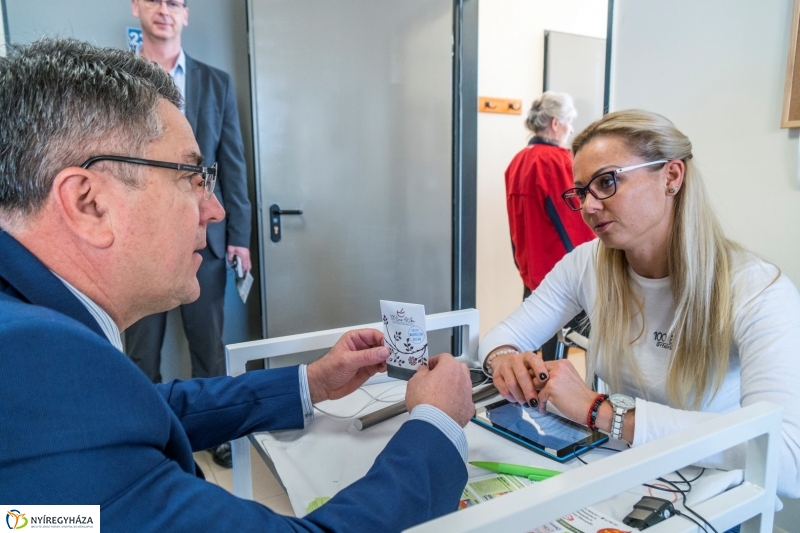 Ingyenes vizsgálatok a Városi Rendelőintézetben - fotó Kohut Árpád