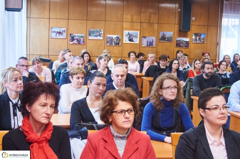 Előadás a nők elleni erőszakról