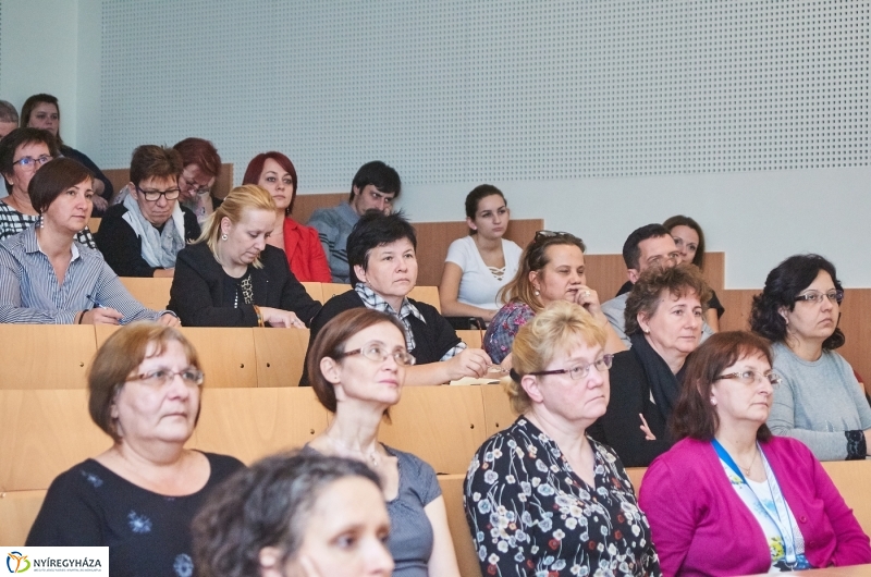 Szakmai nap a könyvtárban - fotó Szarka Lajos