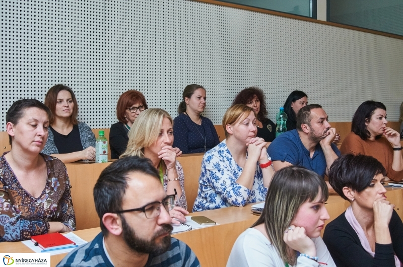 Szakmai nap a könyvtárban - fotó Szarka Lajos