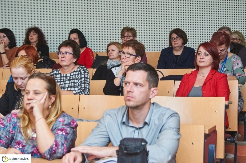 Szakmai nap a könyvtárban - fotó Szarka Lajos