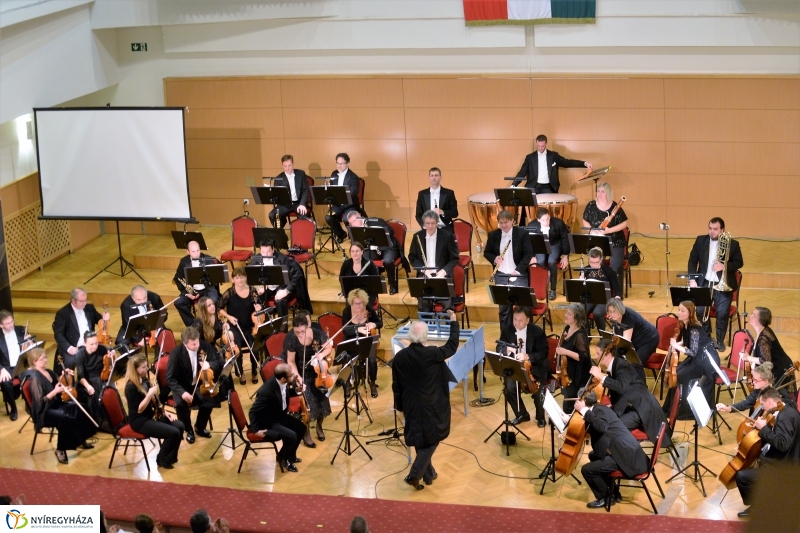 Filharmónia bérlet előadás - Szimfonikus Est - fotó Trifonov Éva