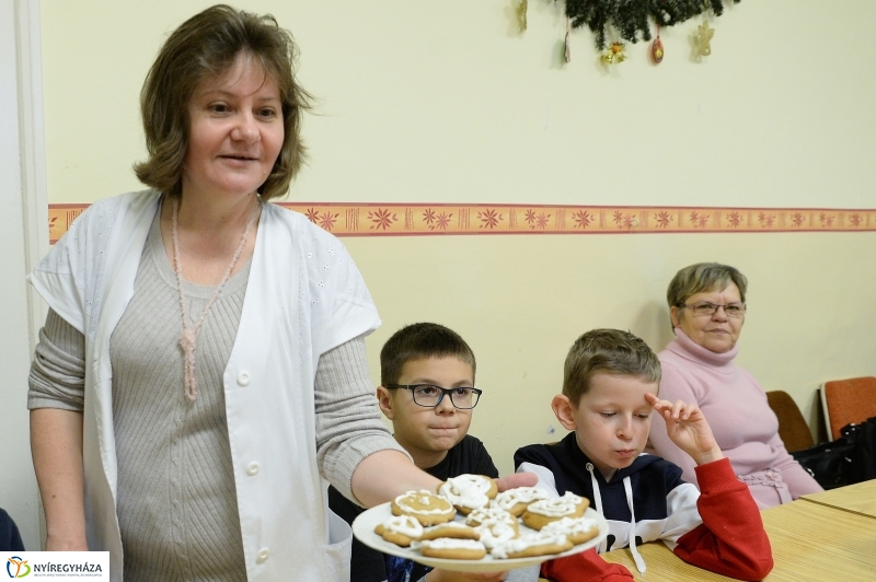Generációs mézeskalács sütés Nyírszőlősön - fotó Trifonov Éva