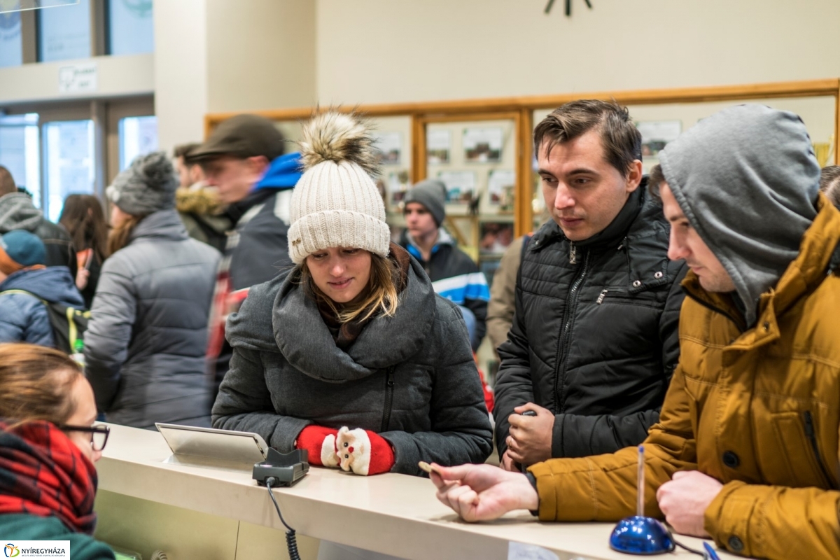 100 forintos nap a Nyíregyházi Állatparkban - fotó Kohut Árpád