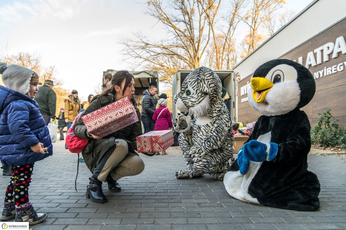 100 forintos nap a Nyíregyházi Állatparkban - fotó Kohut Árpád