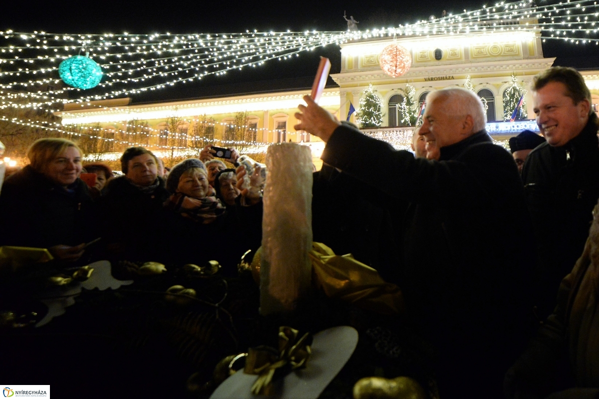 Advent első vasárnapja - fotó Trifonov Éva