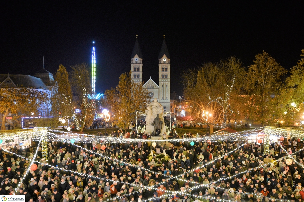 Advent első vasárnapja - fotó Trifonov Éva