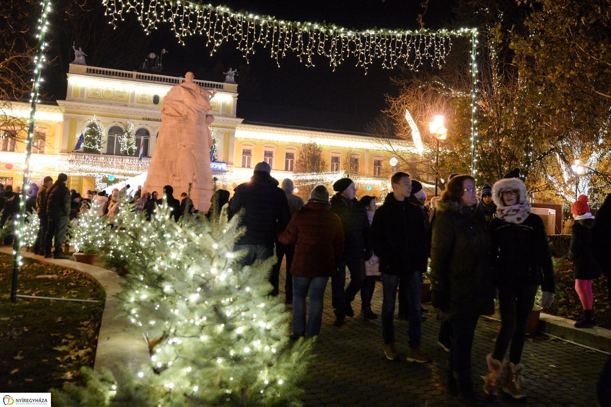 Advent első vasárnapja - fotó Trifonov Éva