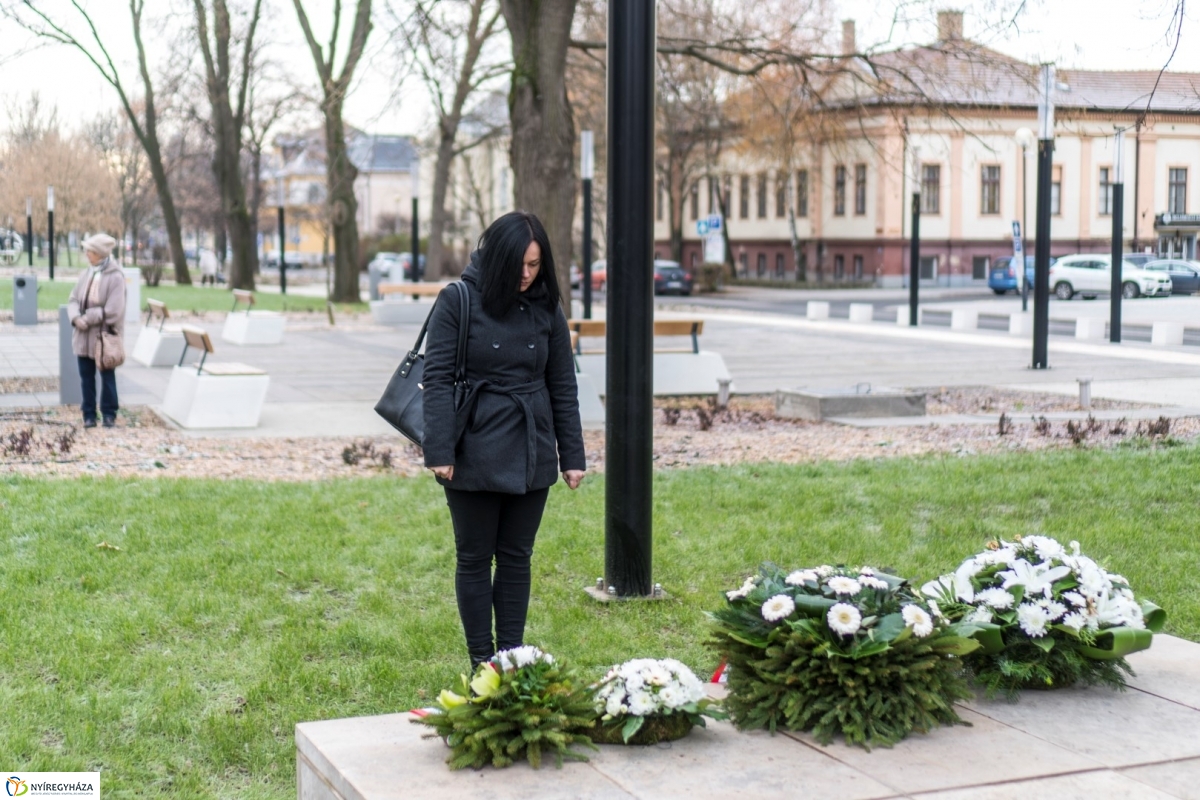 Váci Mihályra emlékeztek - fotó Kohut Árpád