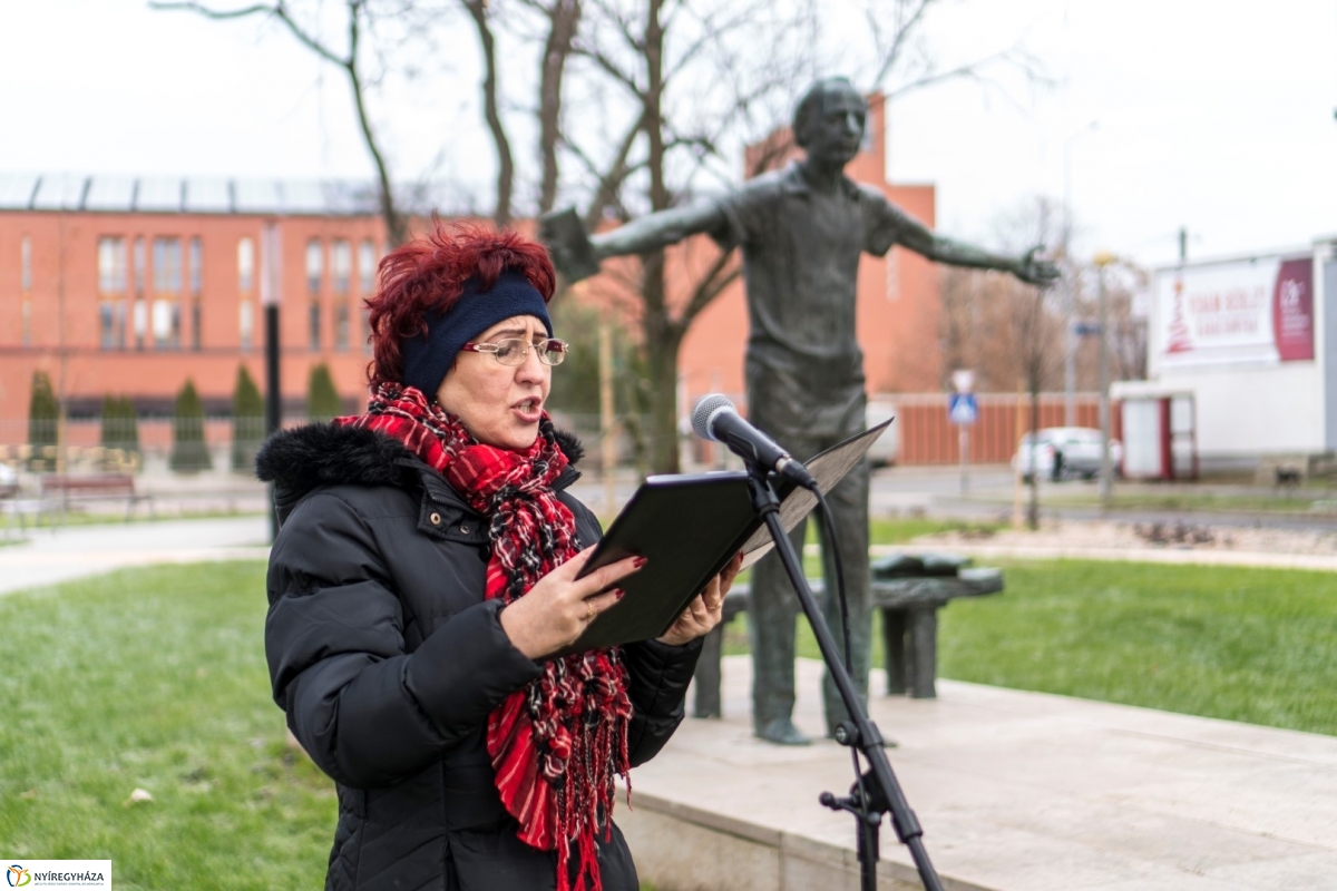 Váci Mihályra emlékeztek - fotó Kohut Árpád