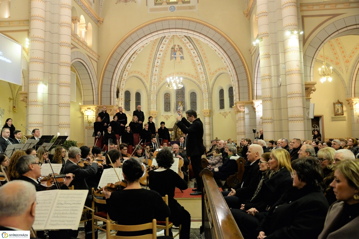 Városi Karácsonyi Koncert - fotó Trifonov Éva