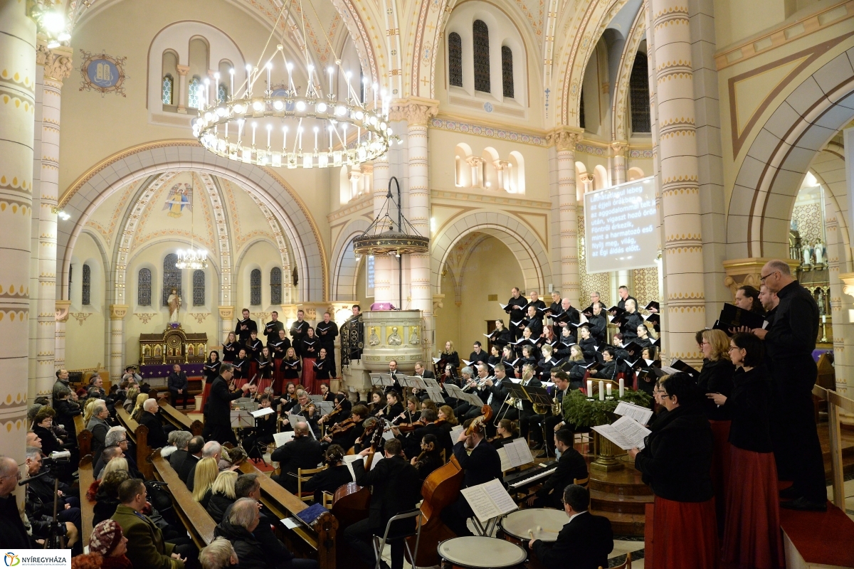 Városi Karácsonyi Koncert - fotó Trifonov Éva