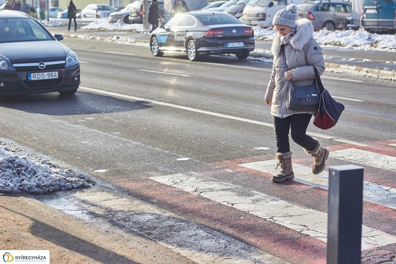 Safecross okos zebra a Korányi utcán