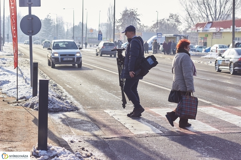 Safecross okos zebra a Korányi utcán