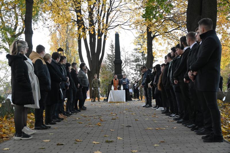 A hősökre emlékeztek a Hősök temetőjében