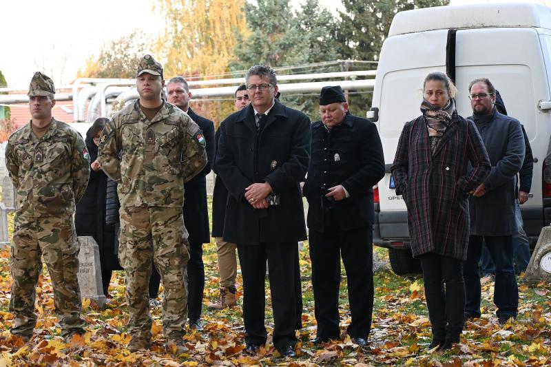 A hősökre emlékeztek a Hősök temetőjében