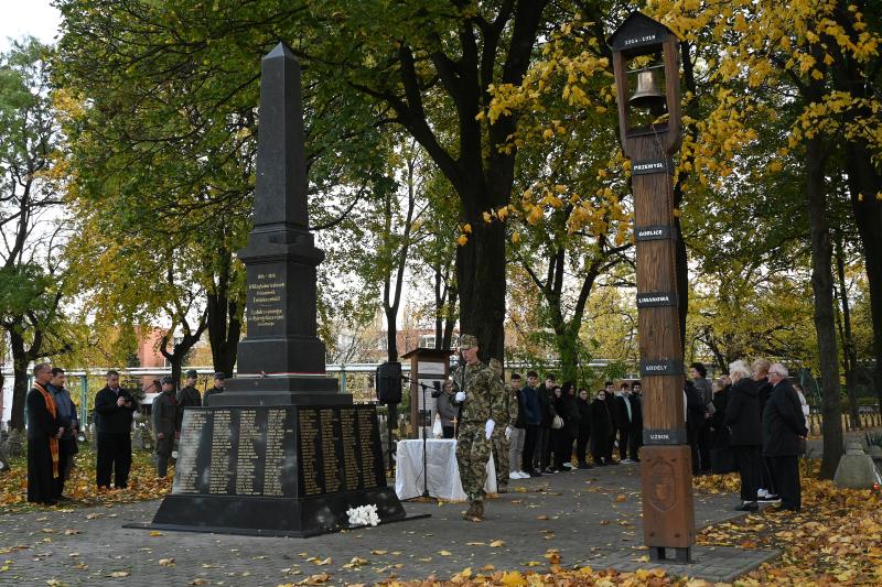 A hősökre emlékeztek a Hősök temetőjében