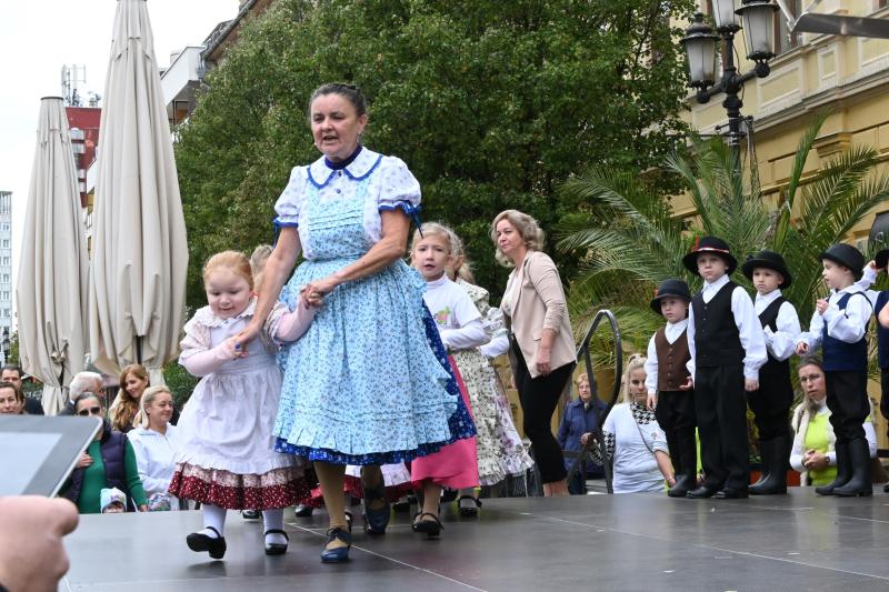 A magyar népi játék napja