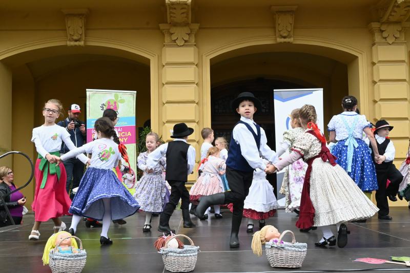 A magyar népi játék napja