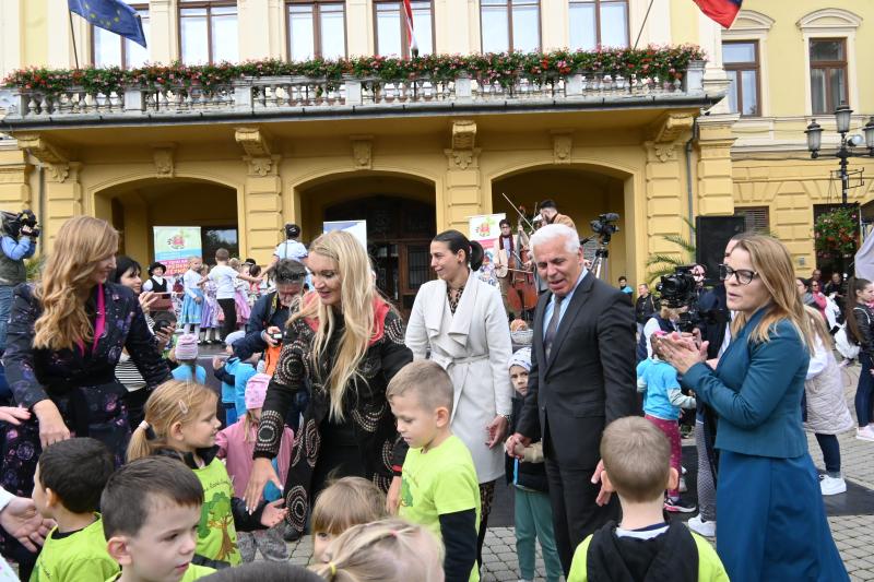 A magyar népi játék napja