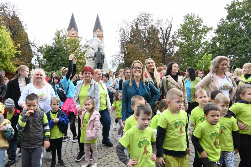 A magyar népi játék napja