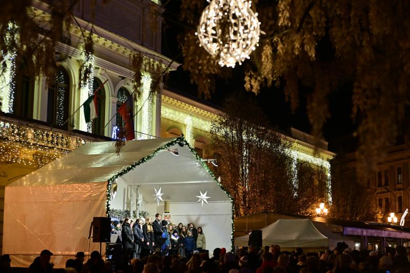 Advent első gyertyája 2024