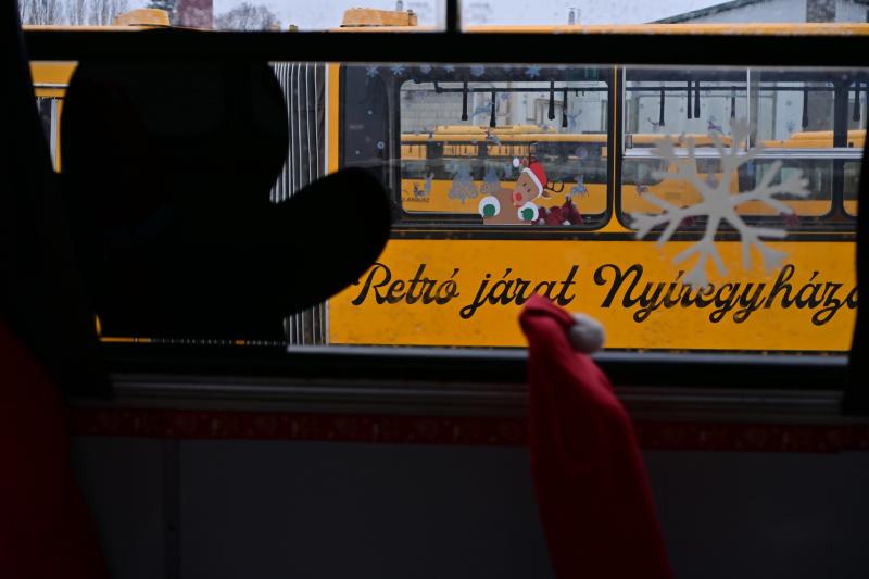 Adventi buszok 2024