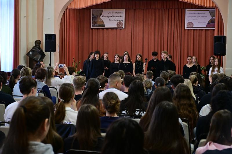 Az Úr érkezése - szavalóverseny a Kossuth Lajos gimnáziumban 2026