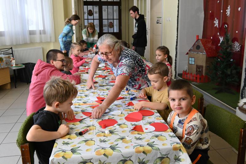 Boldogóra a Kölyökvárban