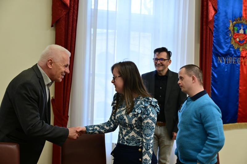 Down egyesület látogatása a Városházán  - 2026 március