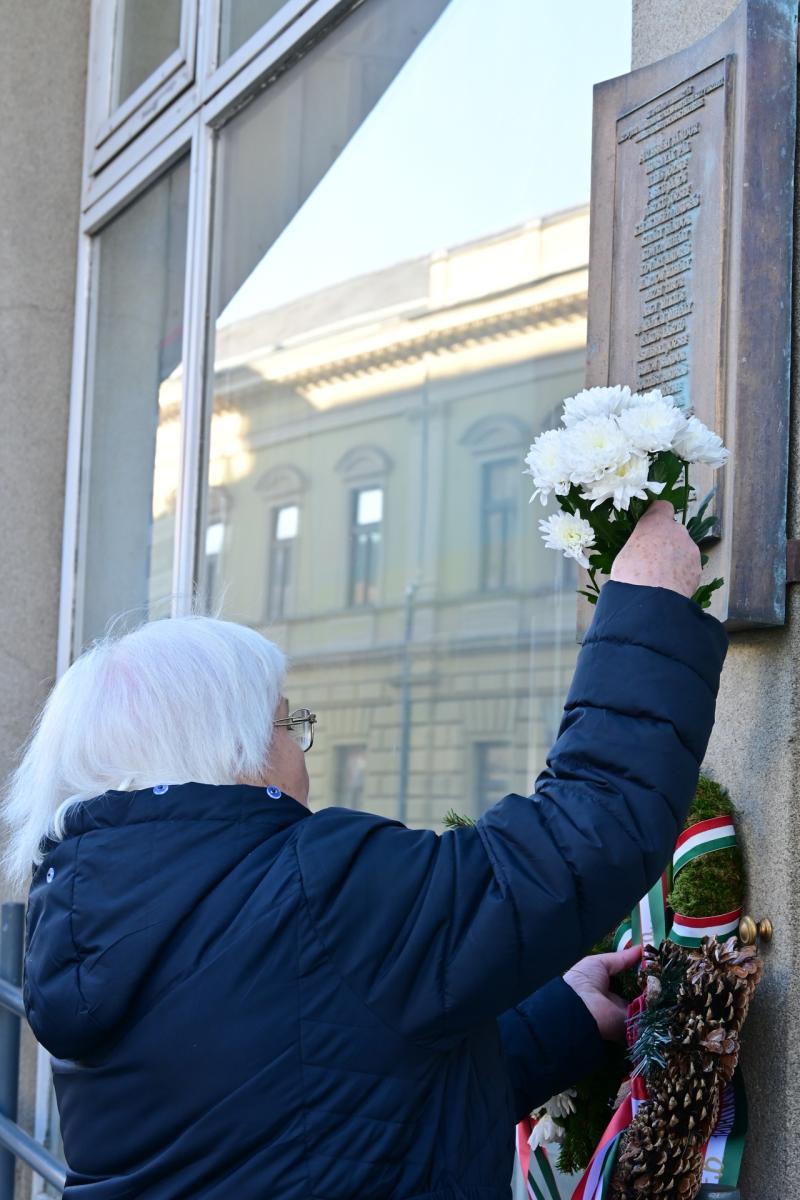 Elhurcolt postásokra emlékeztek 2024