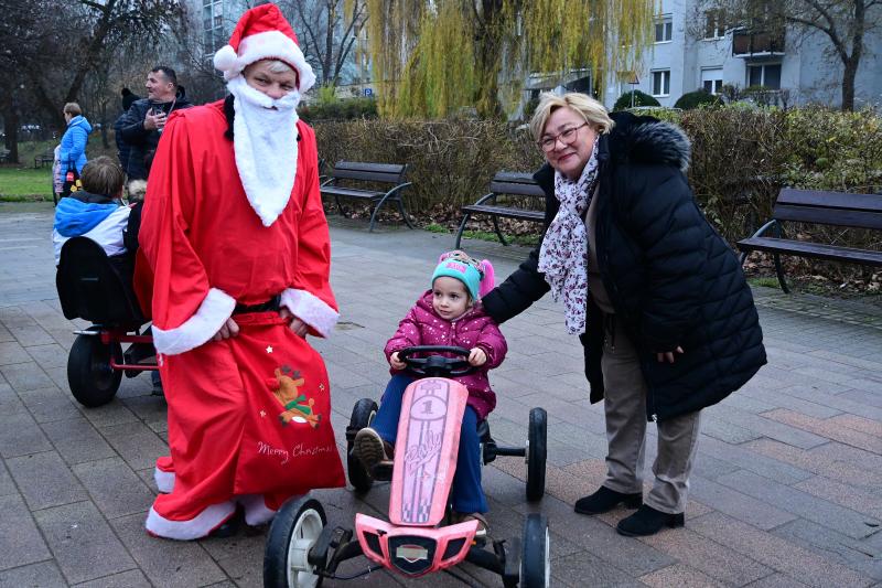 Érkertbe  érkezett a mikulás