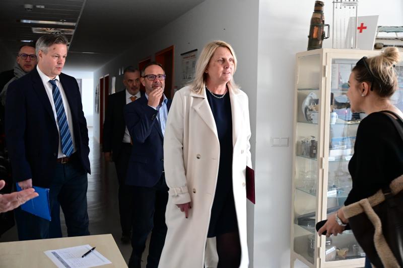 Hospitals projektnyitó