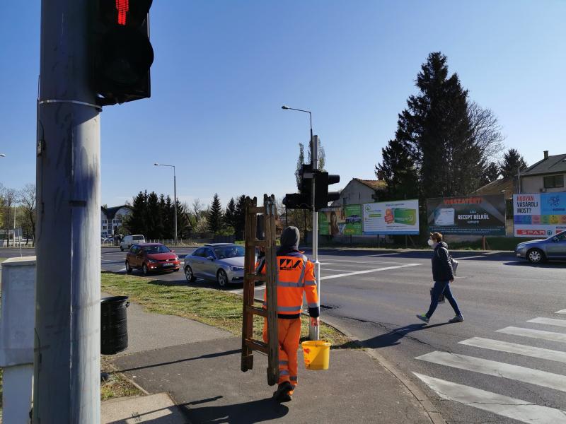 Jelzőlámpák karbantartása 