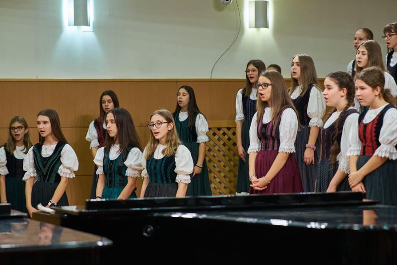 Jótékonysági koncert a Kodály Zoltán iskolában 20211110