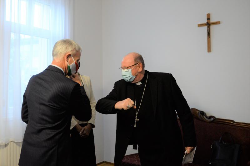 Köszönet és gratuláció  Felföldi László  püspöki kinevezése alkalmából