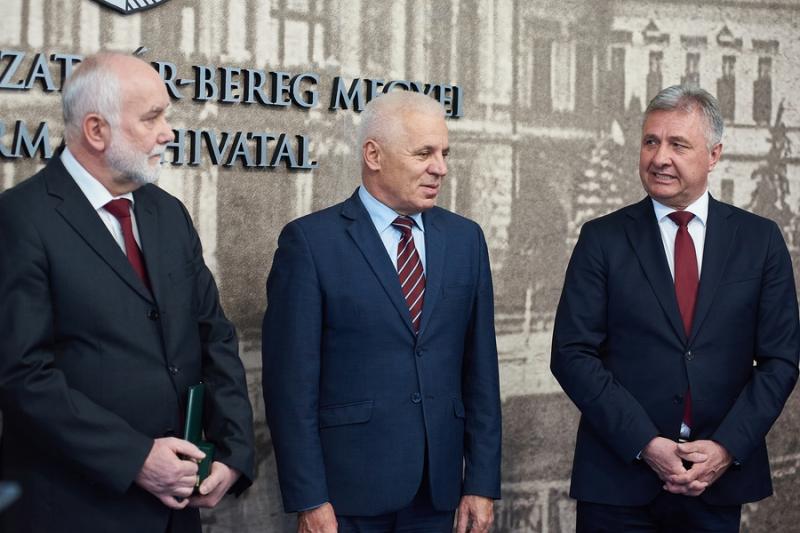 Magyar Arany Érdemkereszt kitüntetést kapott Dr Tormássi Géza