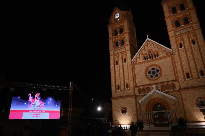 Majka koncert a Kossuth téren