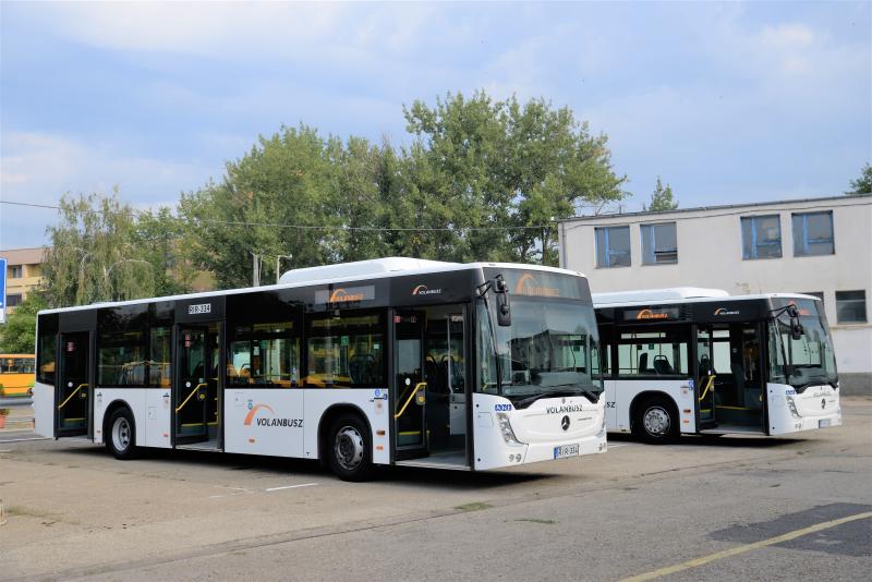Mercedes buszokat kapott a város