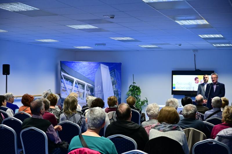 Öregedés Művészete  - 80 éves a forint